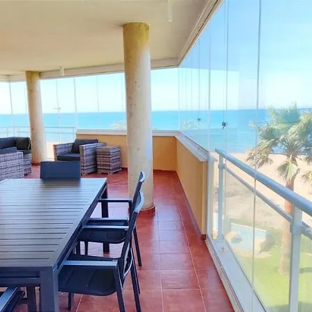 Catamaran Ii By Costa Lägenhet